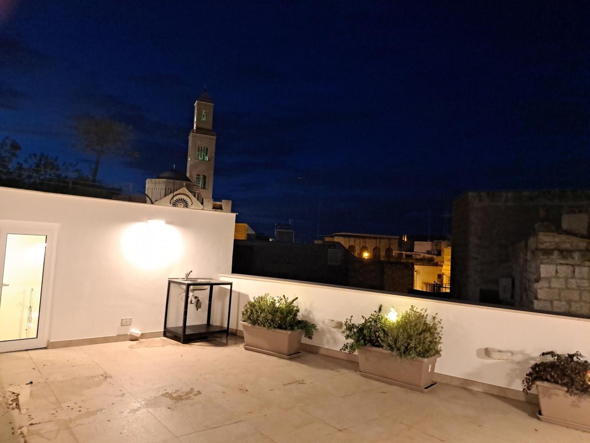 Palazzo Boccapianola Apartment Bari Exterior photo
